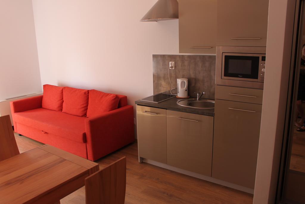 Nowa Apartamenty Криница Морска Екстериор снимка