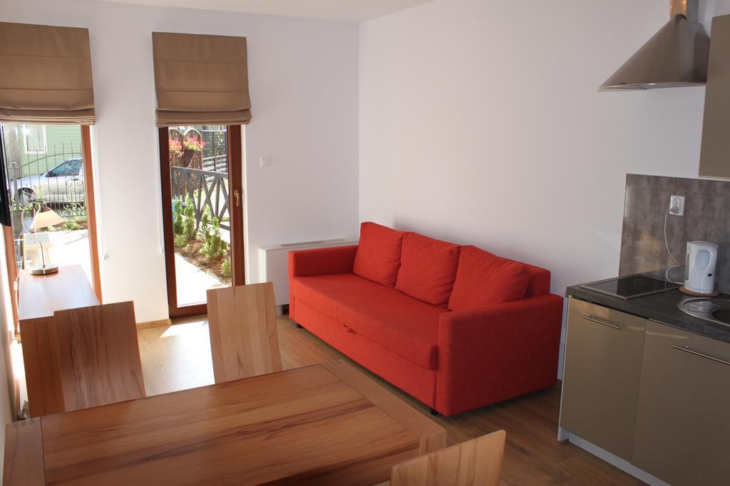Nowa Apartamenty Криница Морска Екстериор снимка