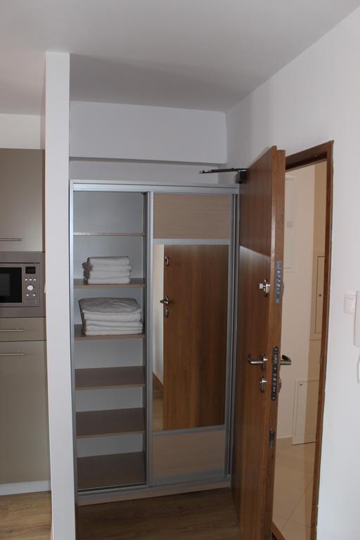 Nowa Apartamenty Криница Морска Екстериор снимка