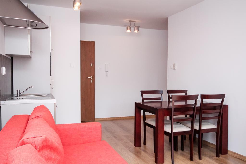 Nowa Apartamenty Криница Морска Екстериор снимка