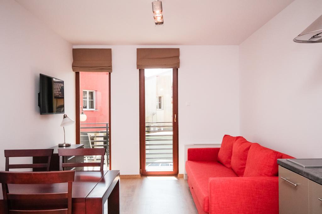 Nowa Apartamenty Криница Морска Екстериор снимка