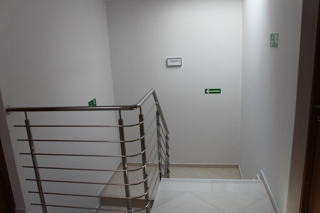 Nowa Apartamenty Криница Морска Екстериор снимка