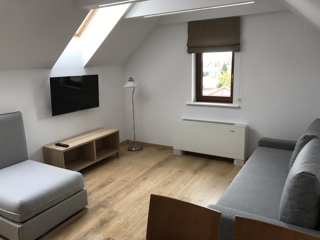 Nowa Apartamenty Криница Морска Екстериор снимка
